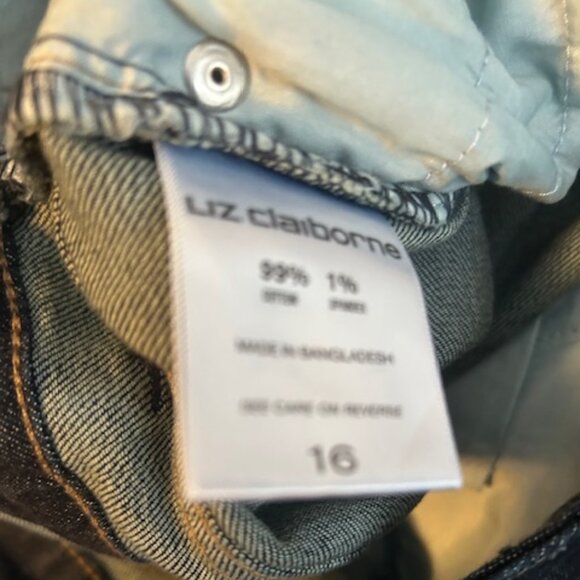 Liz Claiborne City Fit straight leg 5 pocket denim jeans, size 16 - Picture 4 of 4